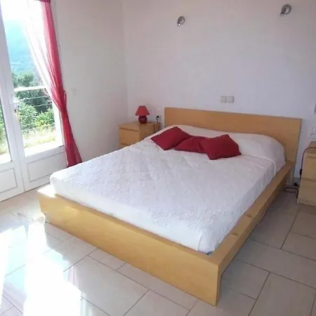 House L'arbitru *